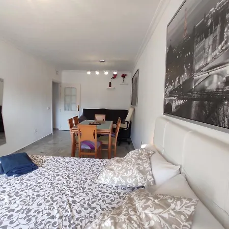Viviendas Turisticas Torrequebrada Holiday home Benalmadena