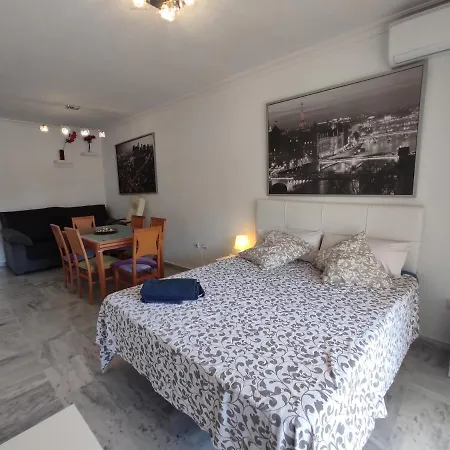 Viviendas Turisticas Torrequebrada Holiday home Benalmadena