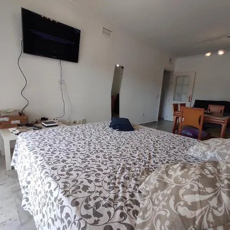 Viviendas Turisticas Torrequebrada Holiday home *