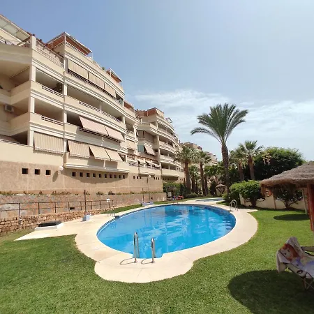 Viviendas Turisticas Torrequebrada