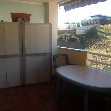 Viviendas Turisticas Torrequebrada Holiday home *
